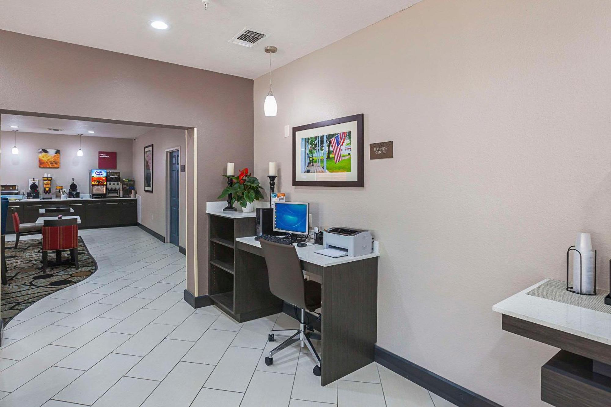 Comfort Suites לואיסוויל מראה חיצוני תמונה